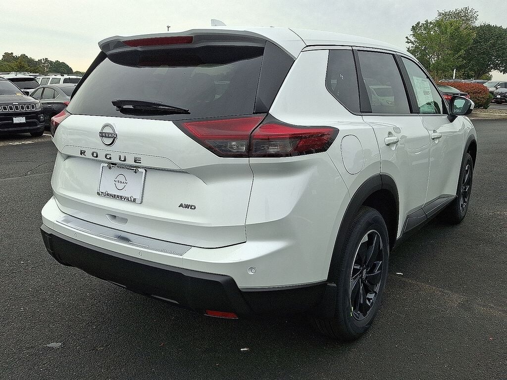 New 2026 Nissan Rogue SV SUV
