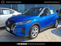 2025 Nissan Kicks Play S SUV