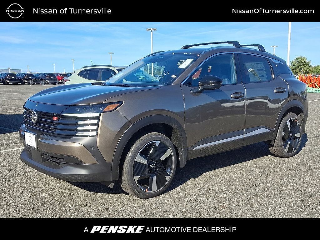 New 2026 Nissan Kicks SR SUV