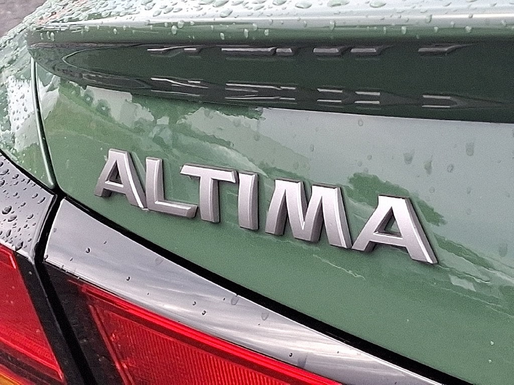 New 2026 Nissan Altima SR Sedan
