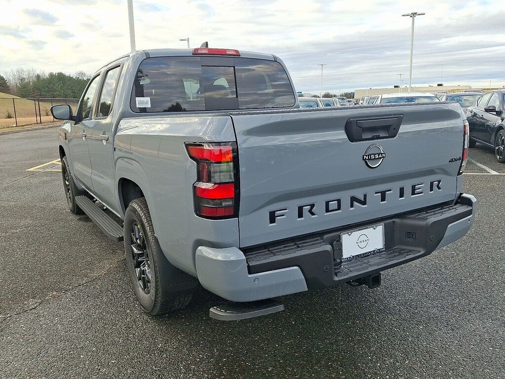 New 2026 Nissan Frontier SV Truck Crew Cab