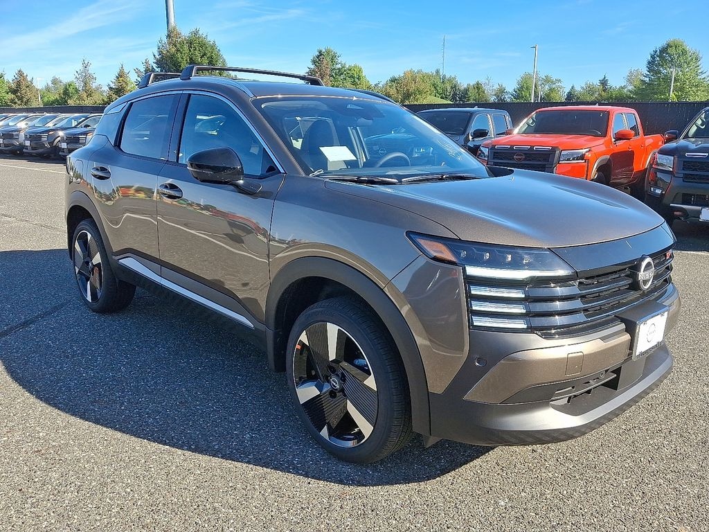 New 2026 Nissan Kicks SR SUV