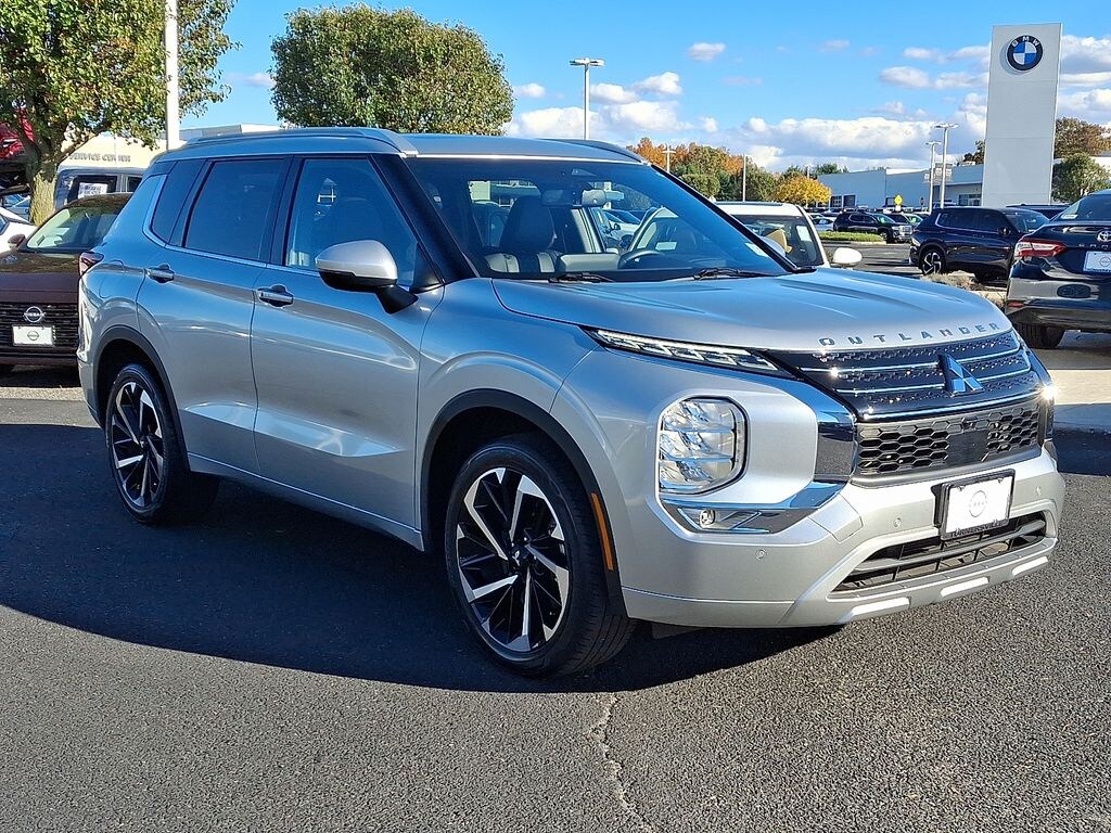 Certified 2022 Mitsubishi Outlander SEL CUV