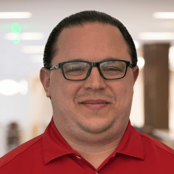 Staff member Steven Diclementi from ID_953cca