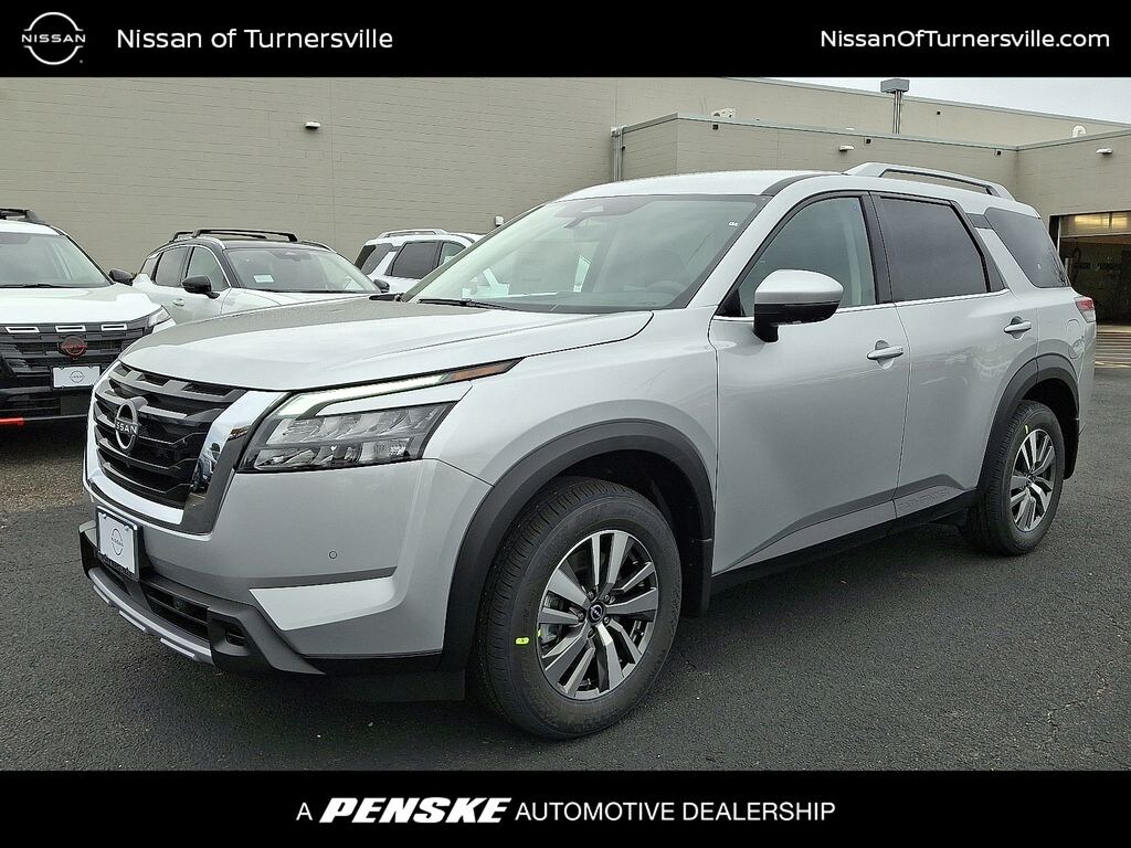 New 2025 Nissan Pathfinder SL SUV