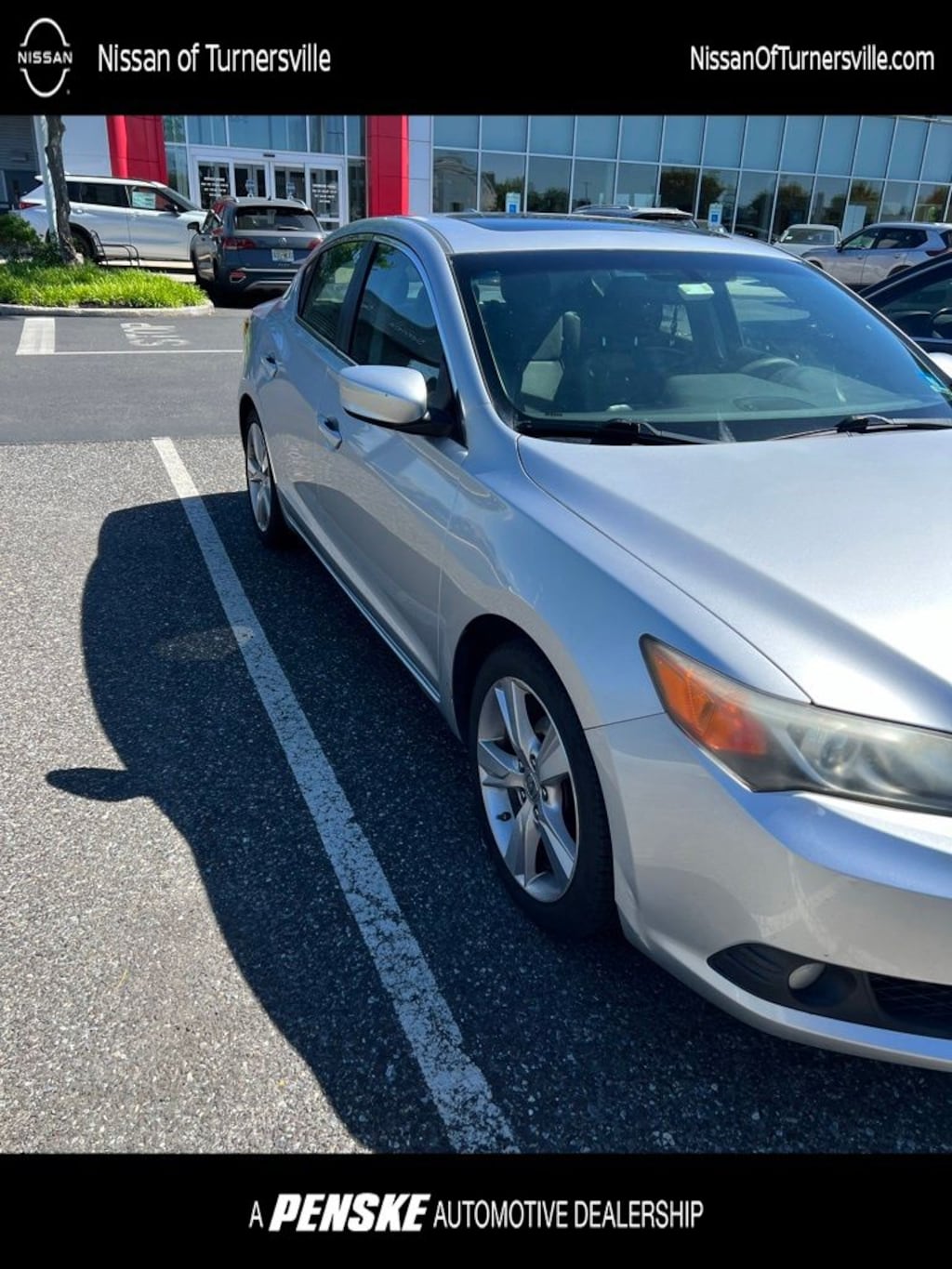 Used 2014 Acura ILX 2.0L w/Technology Package (A5) Sedan