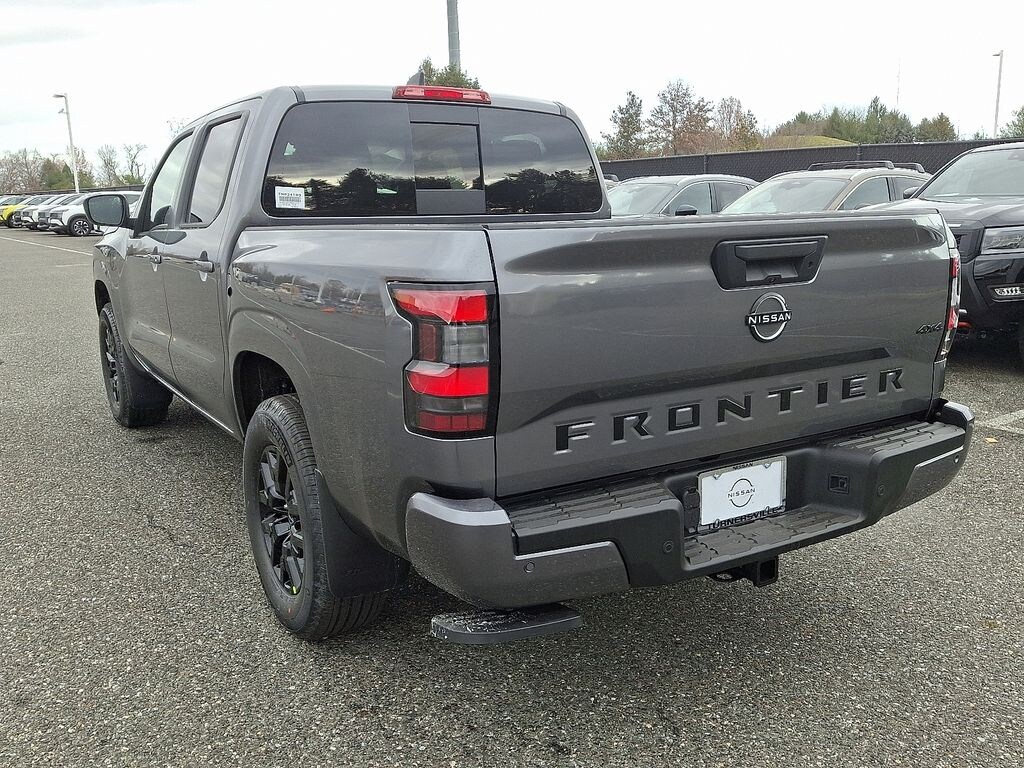 New 2026 Nissan Frontier SV Truck Crew Cab