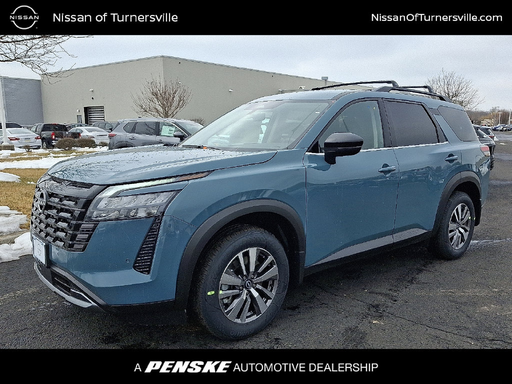 2026 Nissan Pathfinder SL SUV