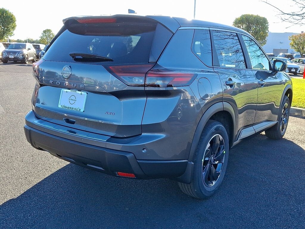 New 2026 Nissan Rogue SV SUV