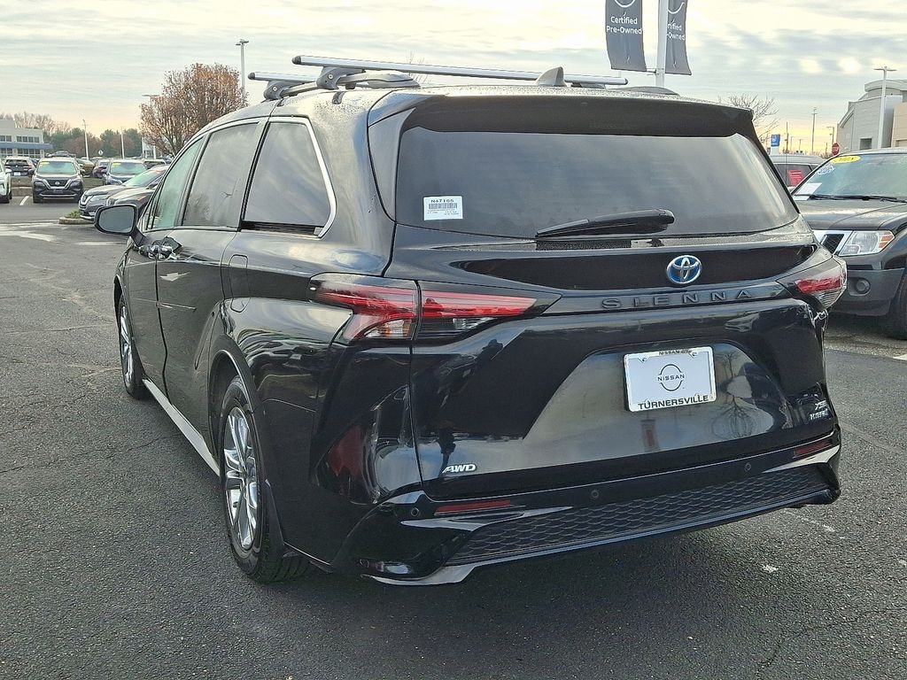 Used 2022 Toyota Sienna XSE 7 Passenger Van Passenger Van