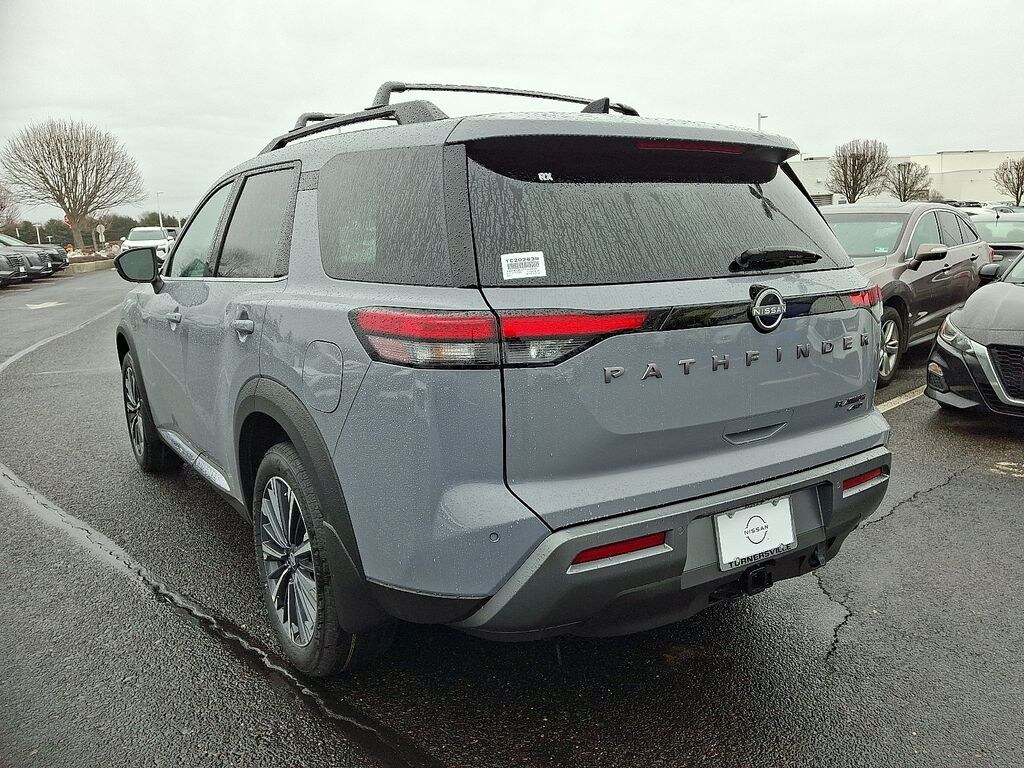 New 2026 Nissan Pathfinder Platinum SUV