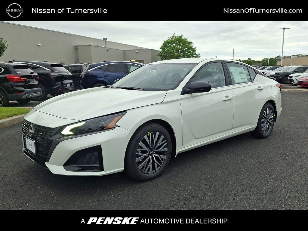 New 2026 Nissan Altima SV Sedan