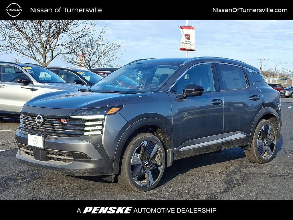New 2026 Nissan Kicks SR SUV