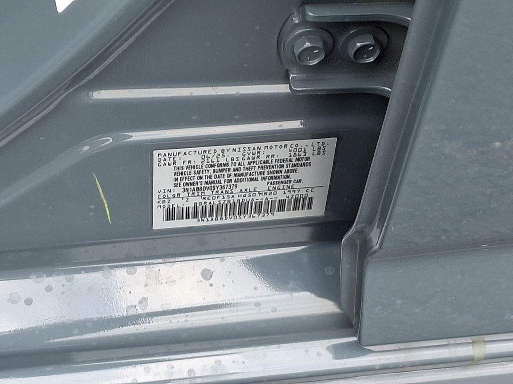 2025 Nissan Sentra SR - Photo 10