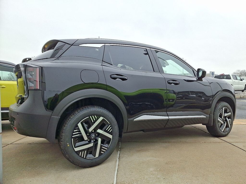 New 2026 Nissan Kicks SV SUV