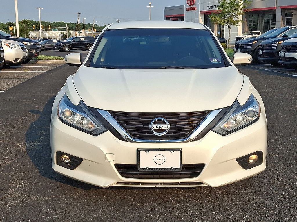 Used 2017 Nissan Altima SL with VIN 1N4AL3AP2HC161622 for sale in Washington Township, NJ