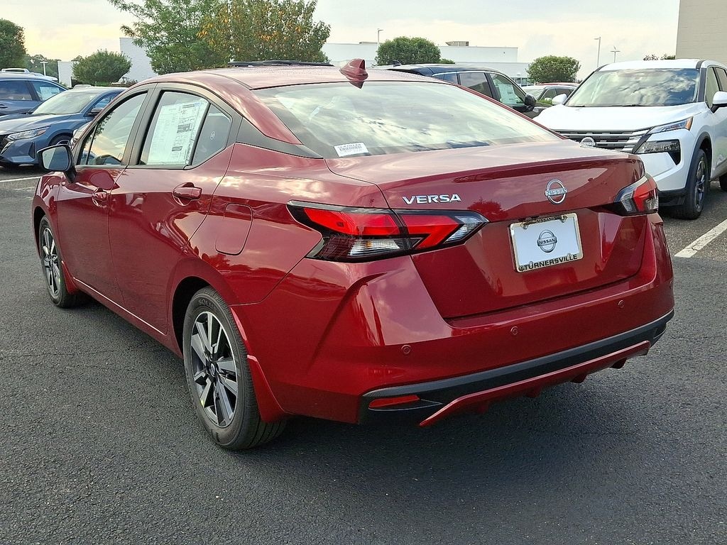 New 2025 Nissan Versa 1.6 SV Sedan