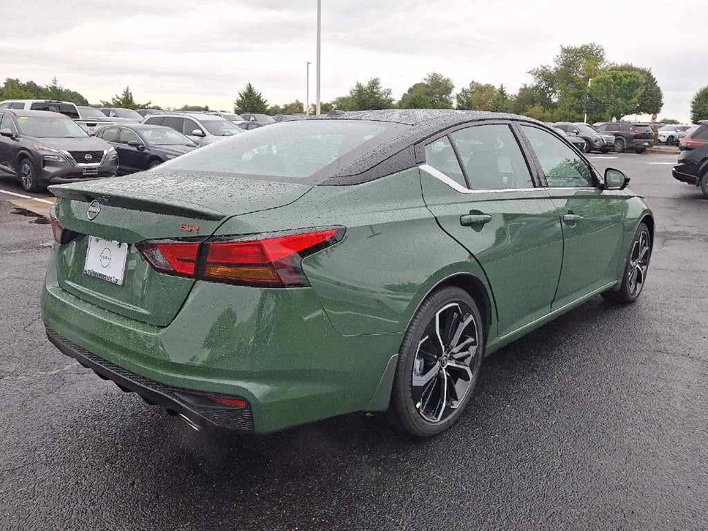New 2026 Nissan Altima SR Sedan