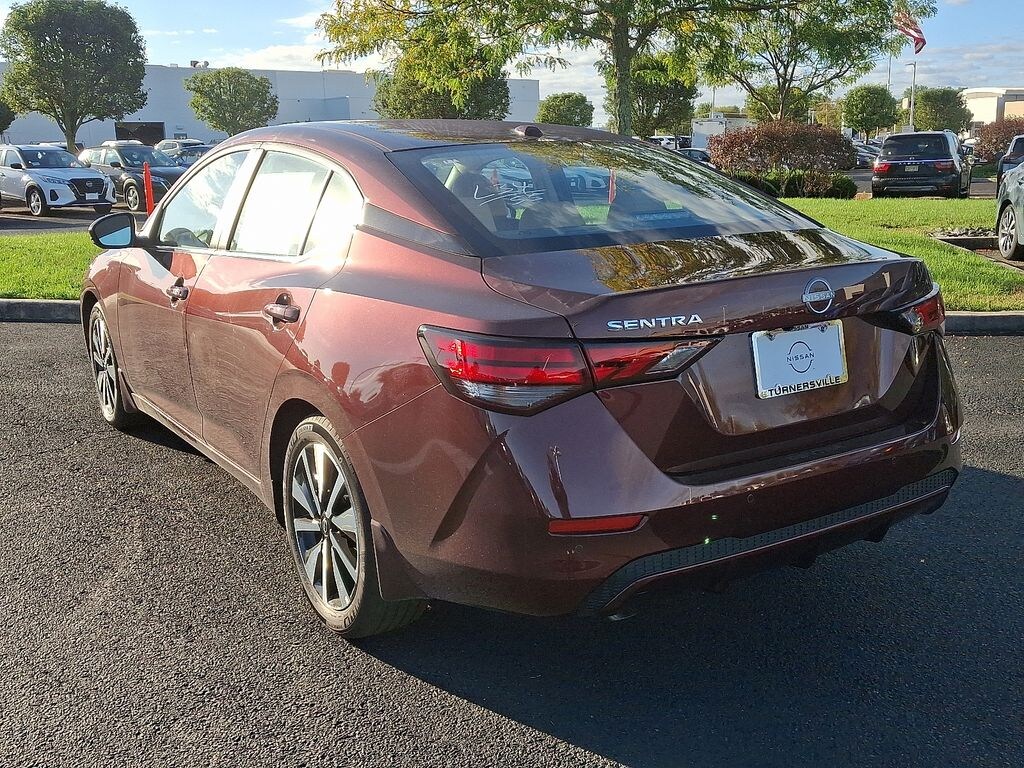 New 2025 Nissan Sentra SV Sedan