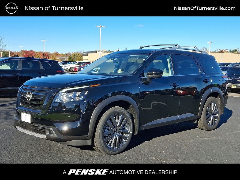 New 2025 Nissan Pathfinder SL SUV