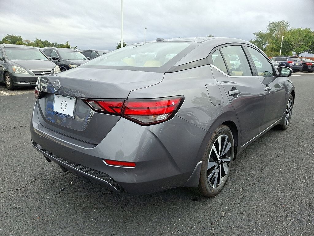 New 2025 Nissan Sentra SV Sedan
