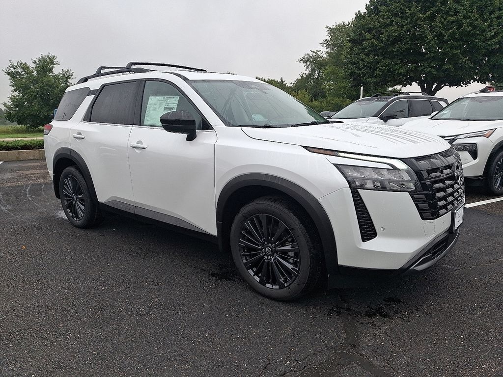 New 2026 Nissan Pathfinder SL SUV