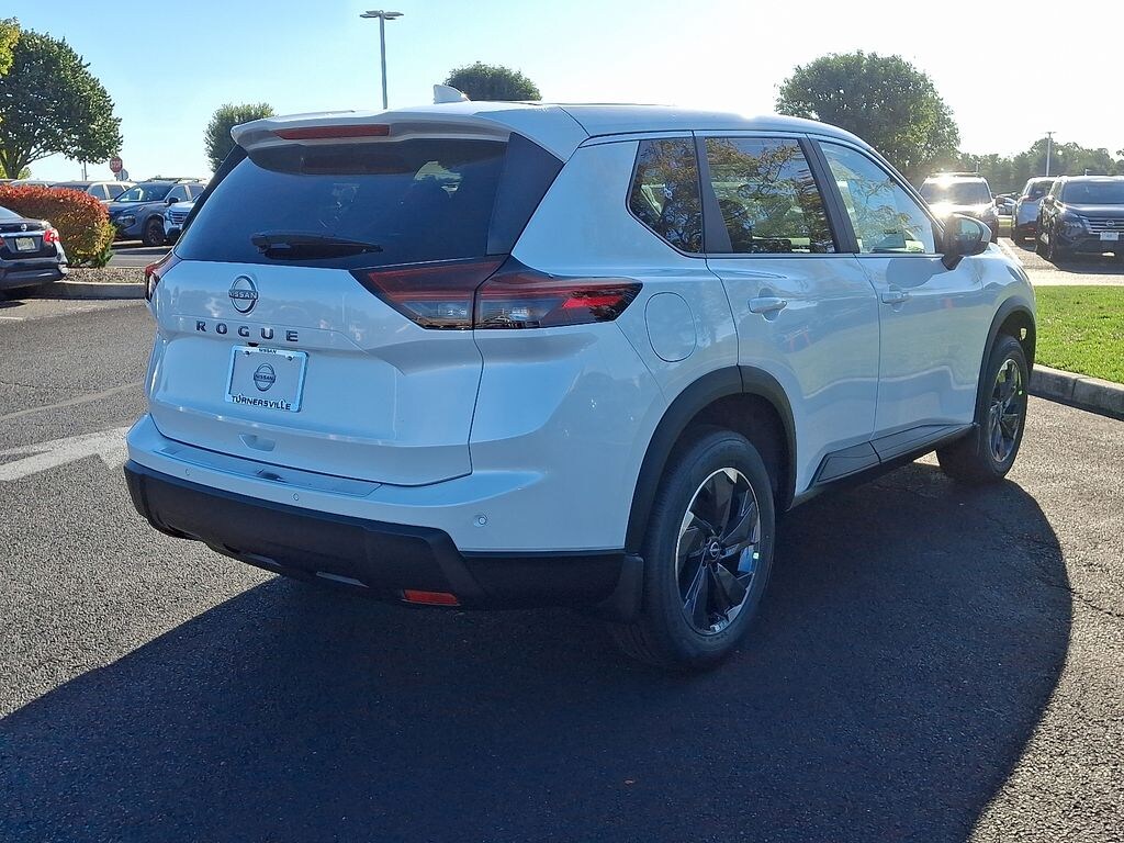 New 2026 Nissan Rogue SV SUV