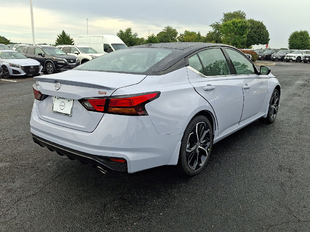 New 2026 Nissan Altima SR Sedan