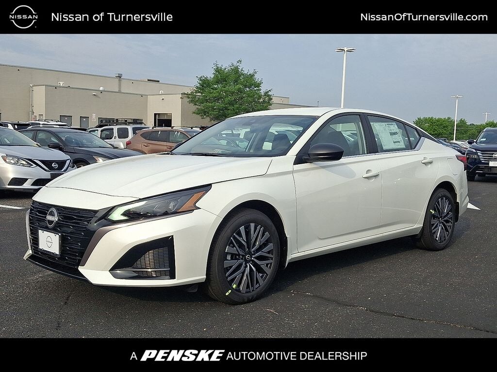 New 2026 Nissan Altima SV Sedan