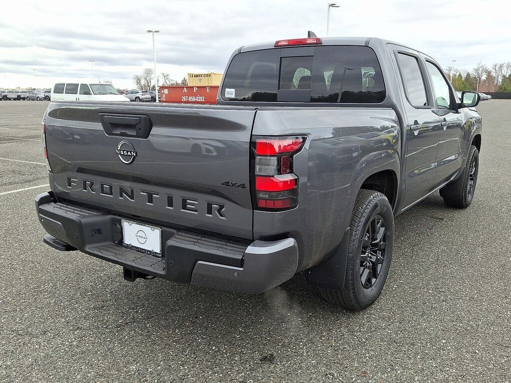 New 2026 Nissan Frontier SV Truck Crew Cab