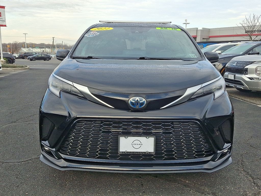 Used 2022 Toyota Sienna XSE 7 Passenger Van Passenger Van