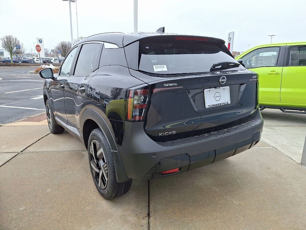 New 2026 Nissan Kicks SV SUV