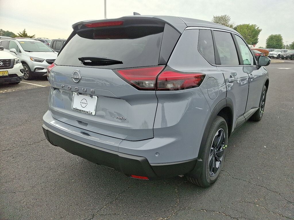New 2026 Nissan Rogue SV SUV