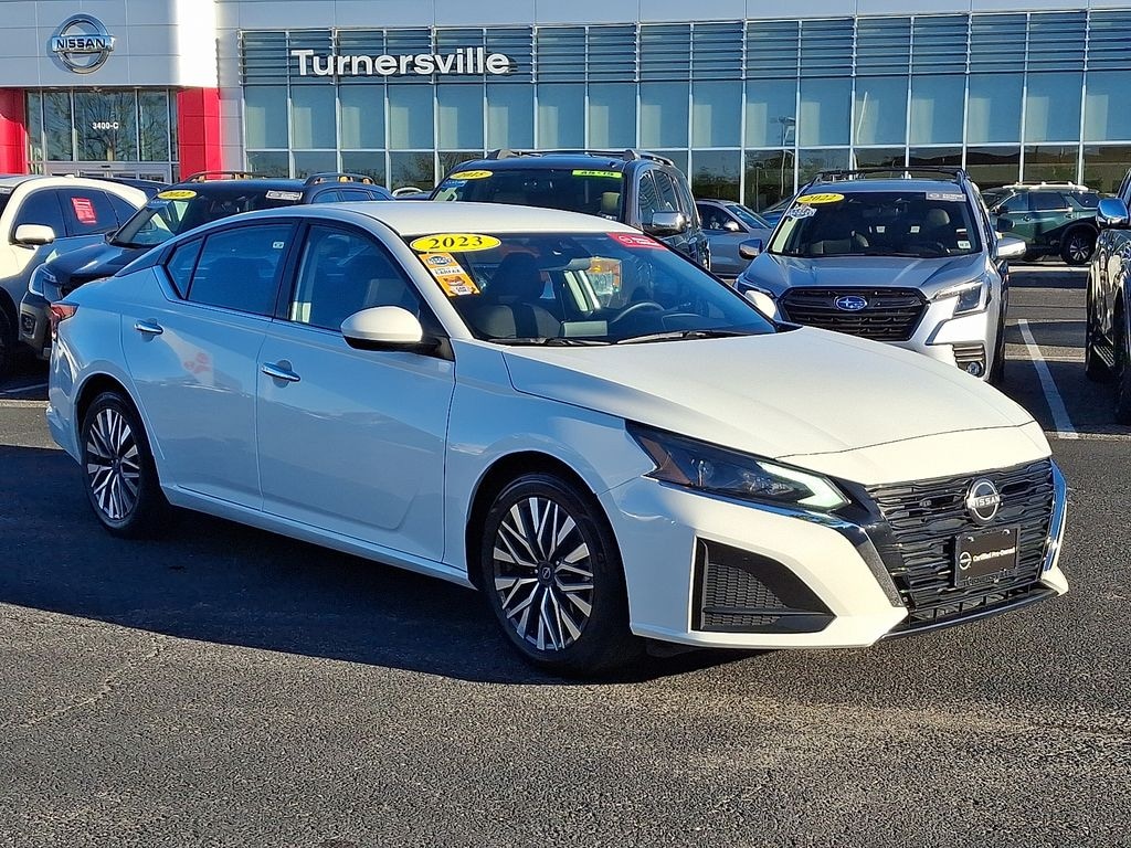Certified 2023 Nissan Altima 2.5 SV Sedan