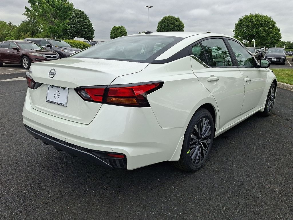 New 2026 Nissan Altima SV Sedan