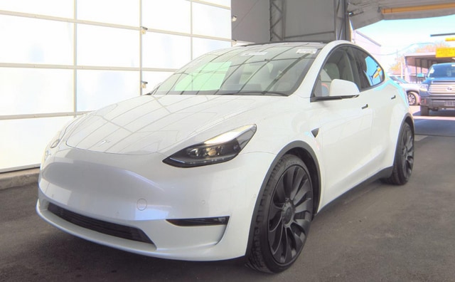 2021 Tesla Model Y Performance Dual Motor All-Wheel Drive's photo