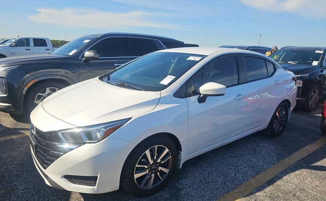 2024 Nissan Versa 1.6 SV CVT's photo