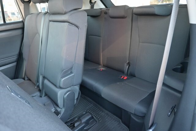 2023 Toyota Highlander LE - Photo 20
