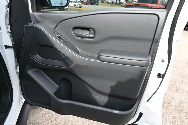 2026 Nissan Frontier SV - Photo 26