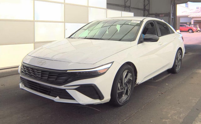 2025 Hyundai Elantra 2.0 SEL Sport IVT's photo