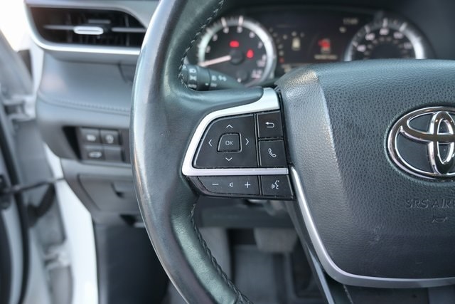 2023 Toyota Highlander LE - Photo 10