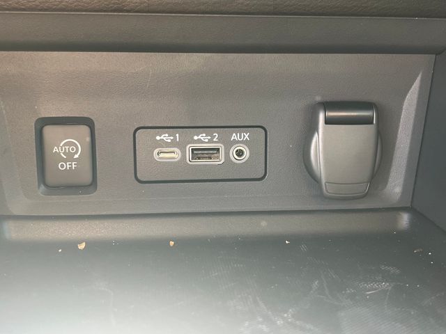2025 Nissan Sentra SV - Photo 22