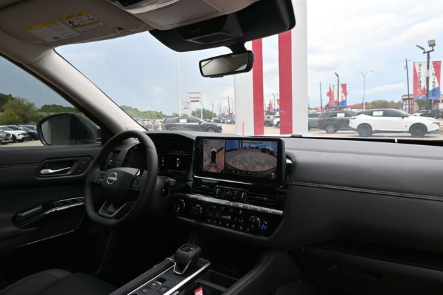 2026 Nissan Pathfinder Platinum - Photo 27