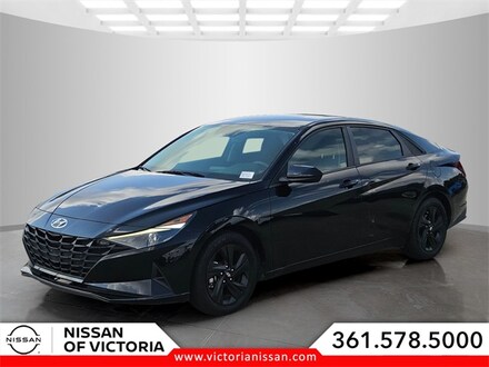 2022 Hyundai Elantra SEL Sedan