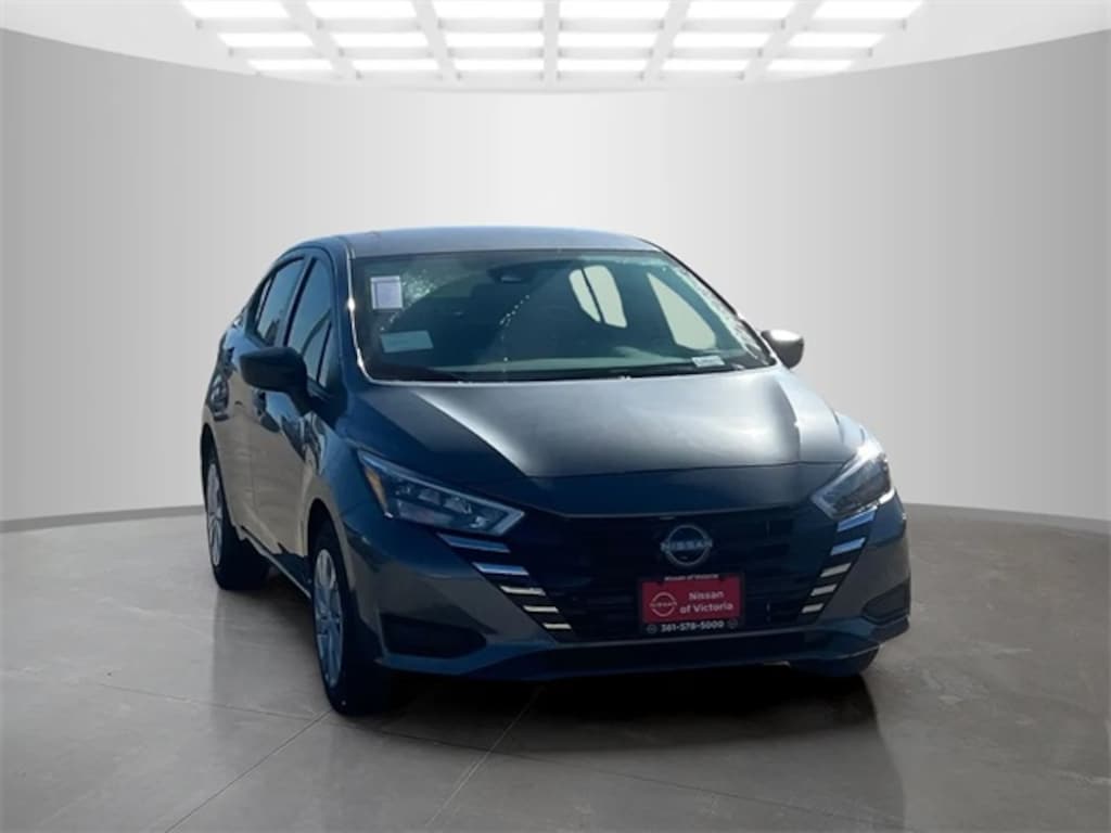 New 2025 Nissan Versa 1.6 S Sedan