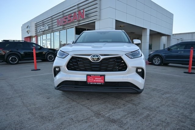 2023 Toyota Highlander LE - Photo 8