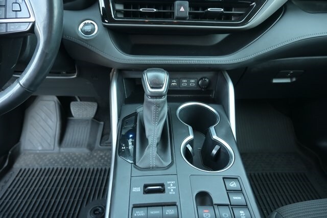 2023 Toyota Highlander LE - Photo 15
