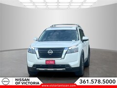 2025 Nissan Pathfinder SL SUV