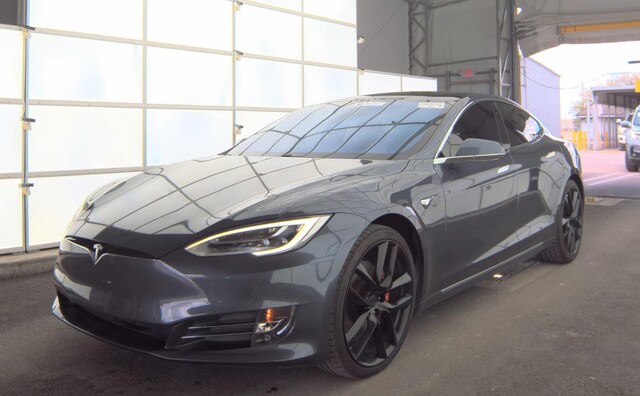 2020 Tesla Model S Performance