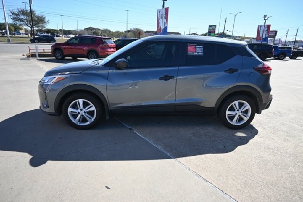 Certified 2025 Nissan Kicks Play S SUV